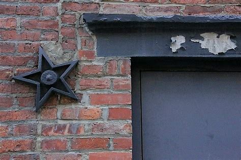 metal star on house meaning|metal stars on old buildings.